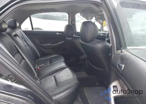 2005 Honda Accord 2.4 Lx from USA, damaged, VIN 1HGCM56465A104004